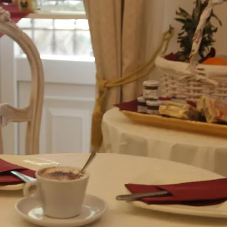 Bed & Breakfast Cityfair 3*